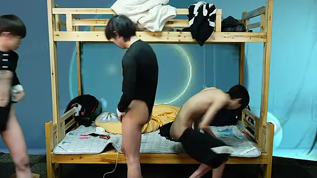 xiaohuangren01 online show from January 2026 09:26:02 AM