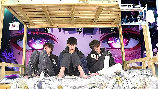 Snapshot of xiaohuangren01 chatting on February 2026 01:54:01 AM xiaohuangren01 online show from February 2026 01:54:01 AM