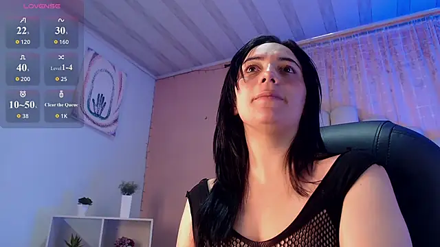 Snapshot of RoseConor_ chatting on February 2026 03:13:01 AM RoseConor online show from February 2026 03:13:01 AM