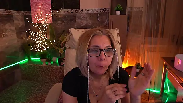 MiaRossy online show from February 2026 12:04:02 PM