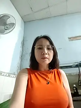 Famrita online show from February 2026 01:06:02 AM