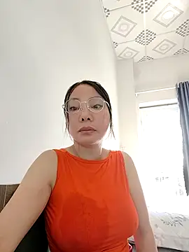 Snapshot of Famrita chatting on May 2026 12:49:02 AM Famrita online show from May 2026 12:49:02 AM