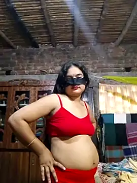 Snapshot of Hot_Sweeti chatting on May 2026 09:03:02 AM Hot Sweeti online show from May 2026 09:03:02 AM