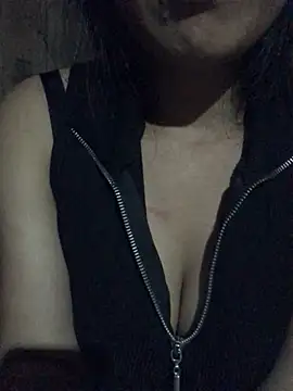 Snapshot of Maria_xx01 chatting on May 2026 12:10:01 PM Maria xx01 online show from May 2026 12:10:01 PM