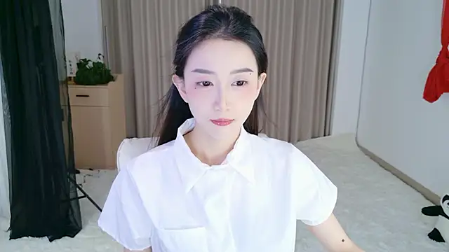 Snapshot of Dancing-Coco12 chatting on February 2026 01:32:01 AM Dancing-Coco12 online show from February 2026 01:32:01 AM