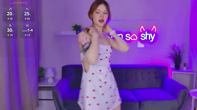Snapshot of Lily_Mio chatting on May 2026 10:08:02 PM Lily Mio online show from May 2026 10:08:02 PM
