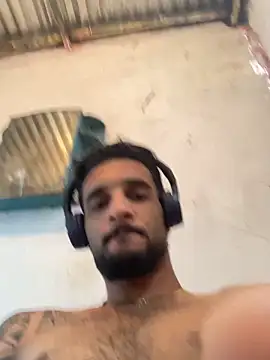 Snapshot of Wicy23 chatting on April 2026 02:50:01 PM Wicy23 online show from April 2026 02:50:01 PM