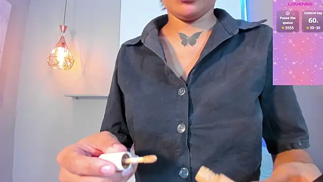 Scarlet Vixen  online show from March 2026 12:32:01 PM