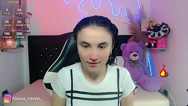 Snapshot of AriaDark chatting on June 2026 09:02:01 PM AriaDark online show from June 2026 09:02:01 PM