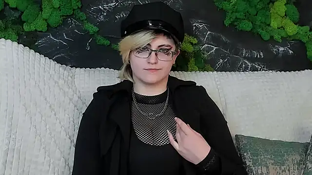 Snapshot of ABSI_GLITCH chatting on February 2026 06:46:01 PM ABSI GLITCH online show from February 2026 06:46:01 PM