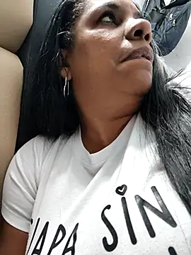 Snapshot of Zeyllyjhonson chatting on February 2026 03:36:02 AM Zeyllyjhonson online show from February 2026 03:36:02 AM