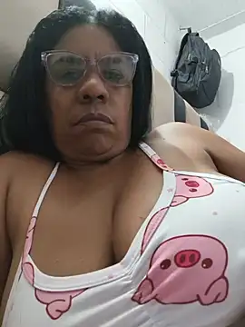 Zeyllyjhonson online show from July 2026 02:51:02 AM