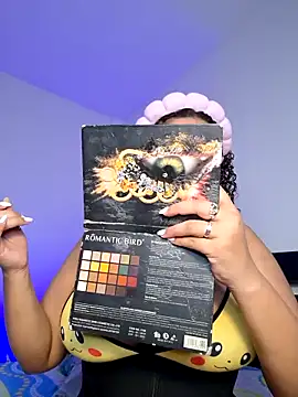 Snapshot of curly_girl_31 chatting on February 2026 06:24:02 PM curly girl 31 online show from February 2026 06:24:02 PM