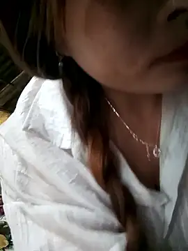 Bling sexy online show from April 2026 12:42:02 AM