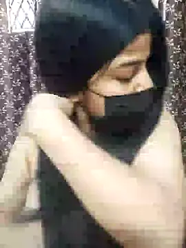 Snapshot of Shona_babu- chatting on February 2026 05:07:02 AM Shona babu- online show from February 2026 05:07:02 AM