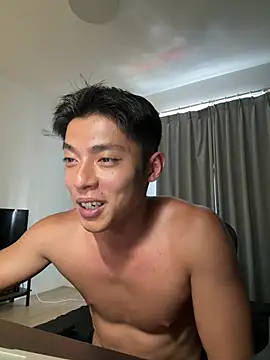 Yooo17 online show from April 2026 07:35:01 AM