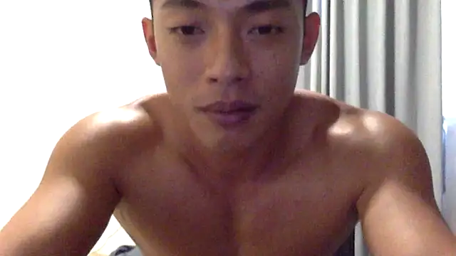 Yooo17 online show from April 2026 04:35:01 AM