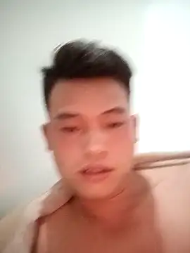 Snapshot of Maycute18 chatting on February 2026 01:48:01 PM Maycute18 online show from February 2026 01:48:01 PM