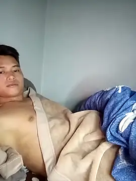 Snapshot of Maycute18 chatting on February 2026 02:11:02 PM Maycute18 online show from February 2026 02:11:02 PM