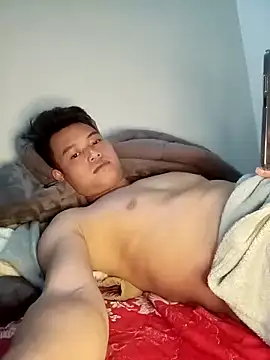 Snapshot of Maycute18 chatting on February 2026 02:07:01 PM Maycute18 online show from February 2026 02:07:01 PM