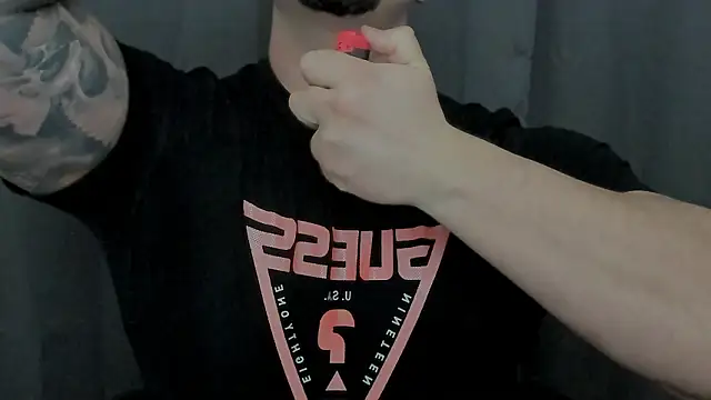 TONYWILSONN online show from March 2026 04:27:01 AM