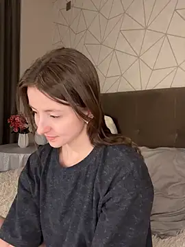 Dream Woman4U online show from April 2026 03:11:01 AM