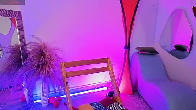 fransheskarossi online show from April 2026 12:04:01 PM