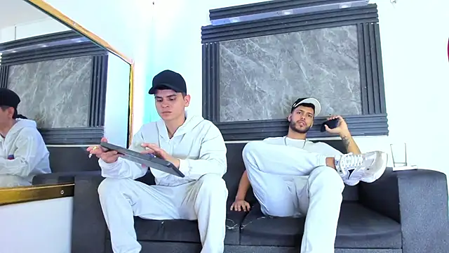 Angel Villareal online show from February 2026 05:04:01 AM