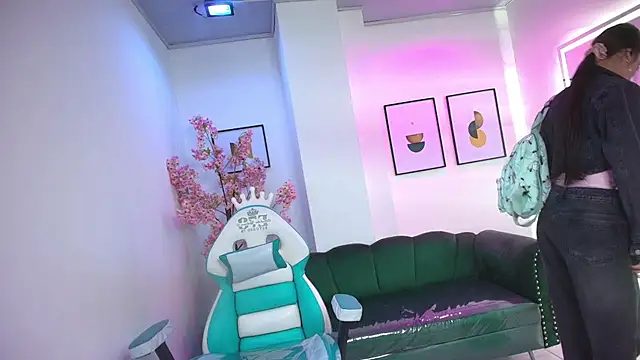 Snapshot of Zoe_swan chatting on February 2026 11:25:01 AM Zoe swan online show from February 2026 11:25:01 AM