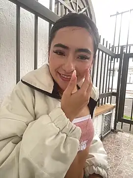 AuroraJohns Pink online show from March 2026 07:53:02 PM