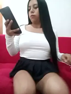 Snapshot of PetitteCorazon chatting on March 2026 04:40:02 AM PetitteCorazon online show from March 2026 04:40:02 AM