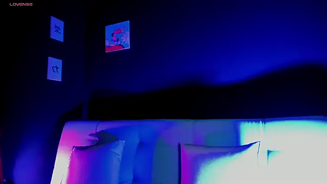 Snapshot of KittyMadi chatting on February 2026 06:40:02 AM KittyMadi online show from February 2026 06:40:02 AM