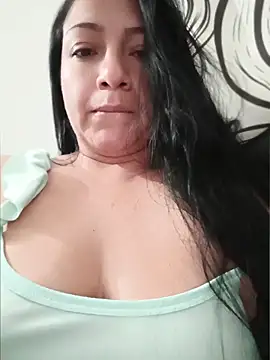 Katysaez online show from May 2026 05:03:02 AM