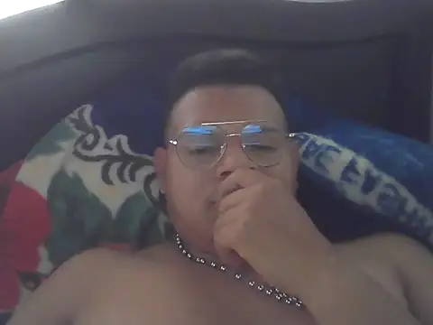 Morenoblasquez online show from June 2026 09:30:02 PM