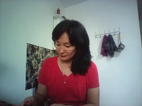 bella2322 online show from February 2026 04:00:02 AM