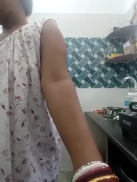 Hot-Tinaa online show from March 2026 02:18:01 AM