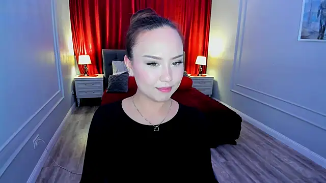 GlowMe online show from March 2026 07:31:01 PM