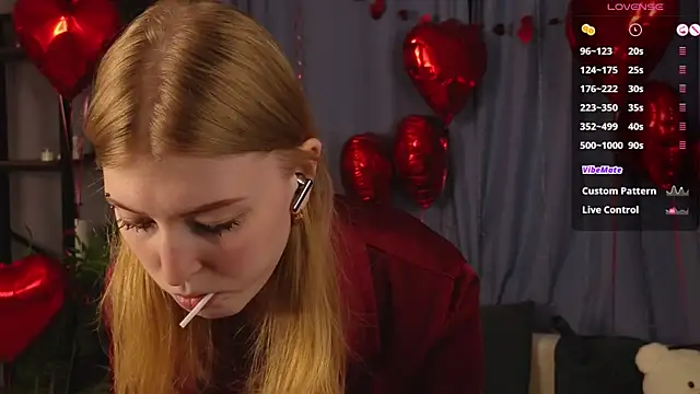 Snapshot of LanaRoxxy chatting on February 2026 11:30:02 AM LanaRoxxy online show from February 2026 11:30:02 AM