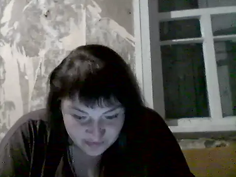 AllinaKis online show from May 2026 07:33:01 PM