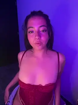 laraa rous online show from March 2026 05:14:02 AM