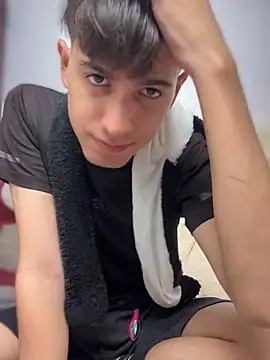 Naim TheKing online show from March 2026 03:25:02 AM