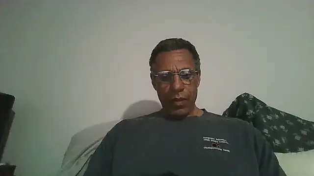 Snapshot of swimmer2496 chatting on May 2026 01:33:02 AM swimmer2496 online show from May 2026 01:33:02 AM