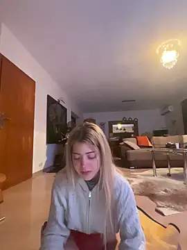 Snapshot of MelliMoon chatting on February 2026 09:57:01 PM MelliMoon online show from February 2026 09:57:01 PM