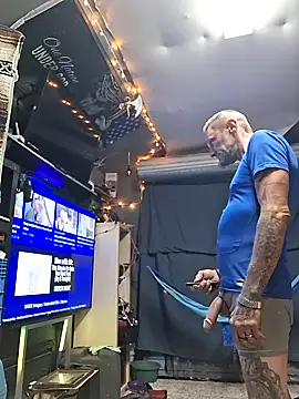 Slick69j online show from February 2026 06:42:01 AM