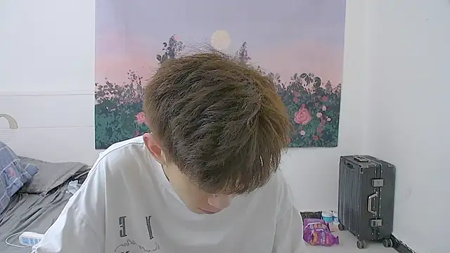 Snapshot of paofu-001 chatting on June 2026 06:56:01 AM paofu-001 online show from June 2026 06:56:01 AM