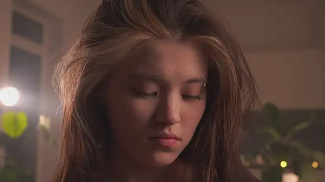 EleniRoeber online show from February 2026 04:46:01 PM