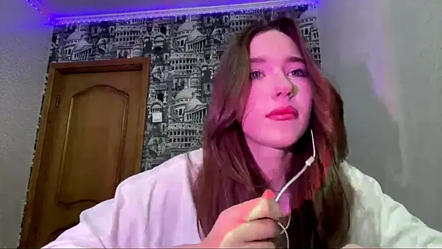 InnateFlies online show from January 2026 02:33:01 PM