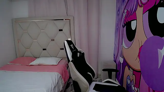 Akyra latinn online show from February 2026 01:28:01 PM