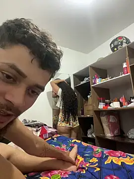 Snapshot of casal_prosperar chatting on February 2026 03:49:02 AM casal prosperar online show from February 2026 03:49:02 AM