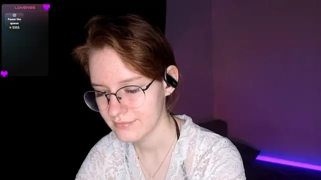 Snapshot of PetralPrime chatting on May 2026 07:31:01 PM PetralPrime online show from May 2026 07:31:01 PM